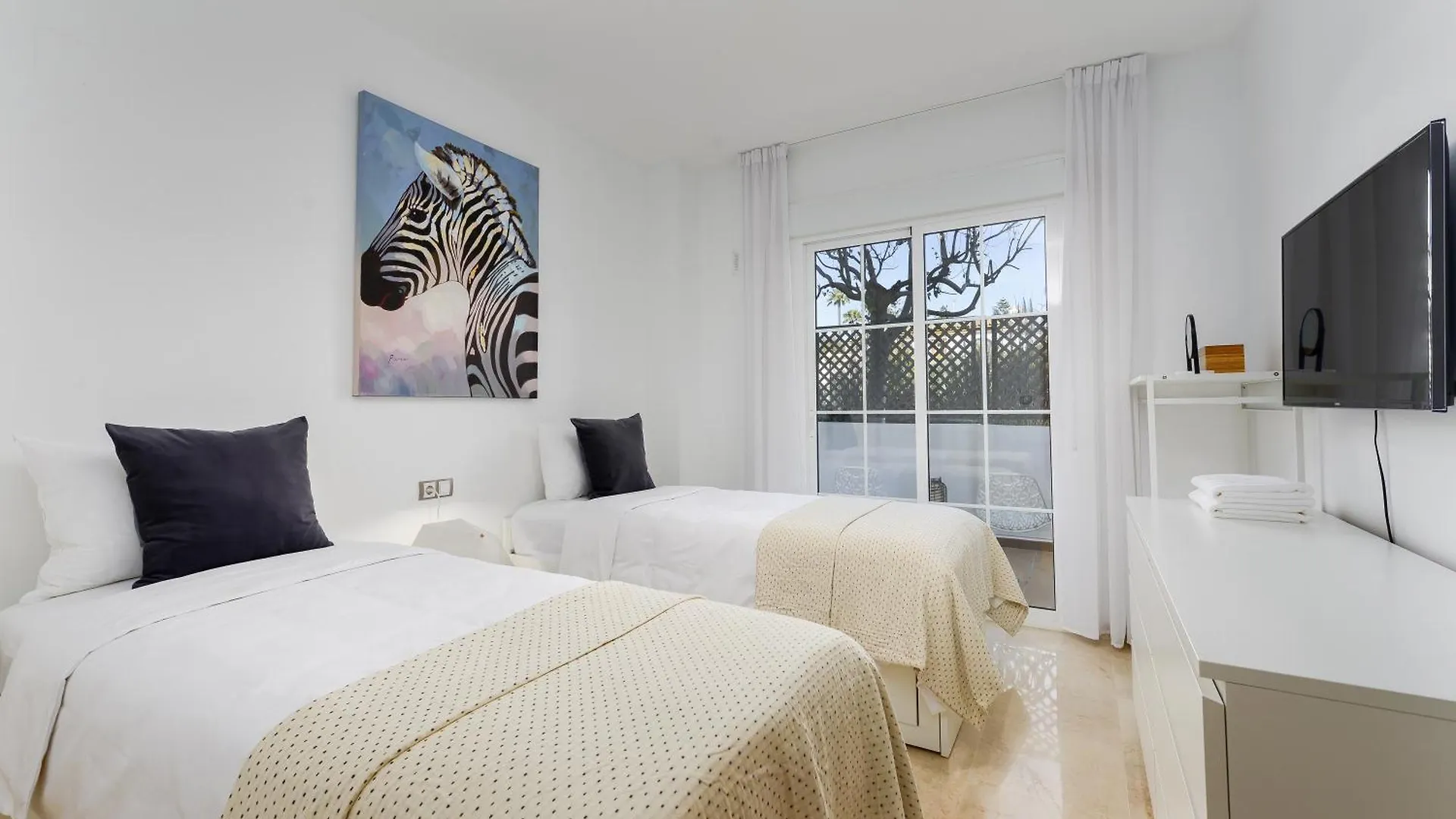 Casa Beau Bella 2-Bedroom Apartment At Residencial Duquesa Manilva