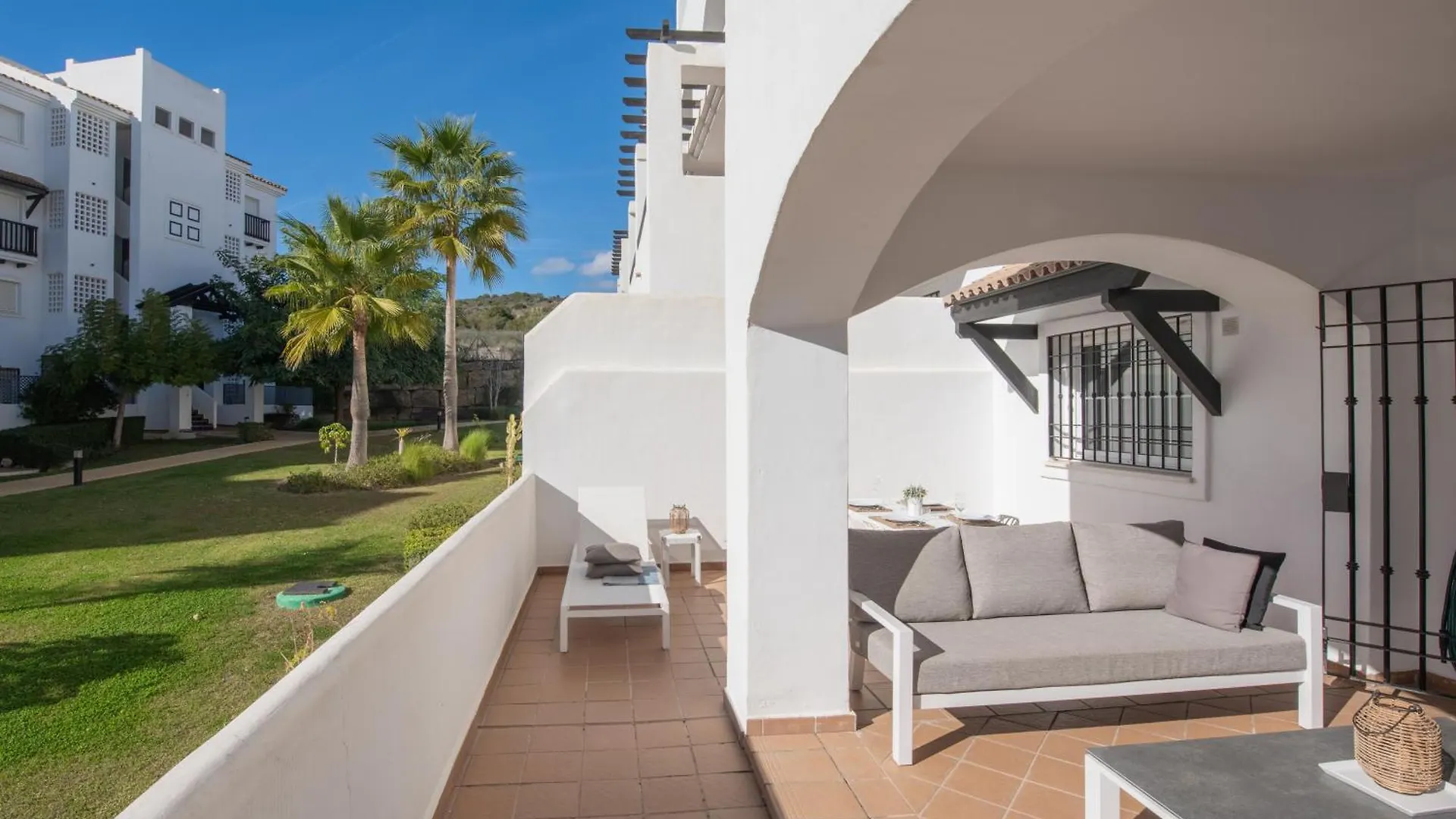 Casa Beau Bella 2-Bedroom Apartment At Residencial Duquesa Manilva