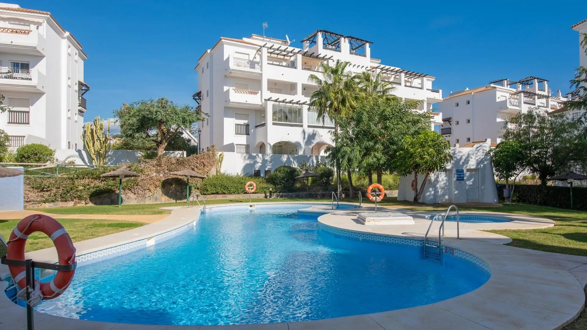 Casa Beau Bella 2-Bedroom Apartment At Residencial Duquesa Manilva
